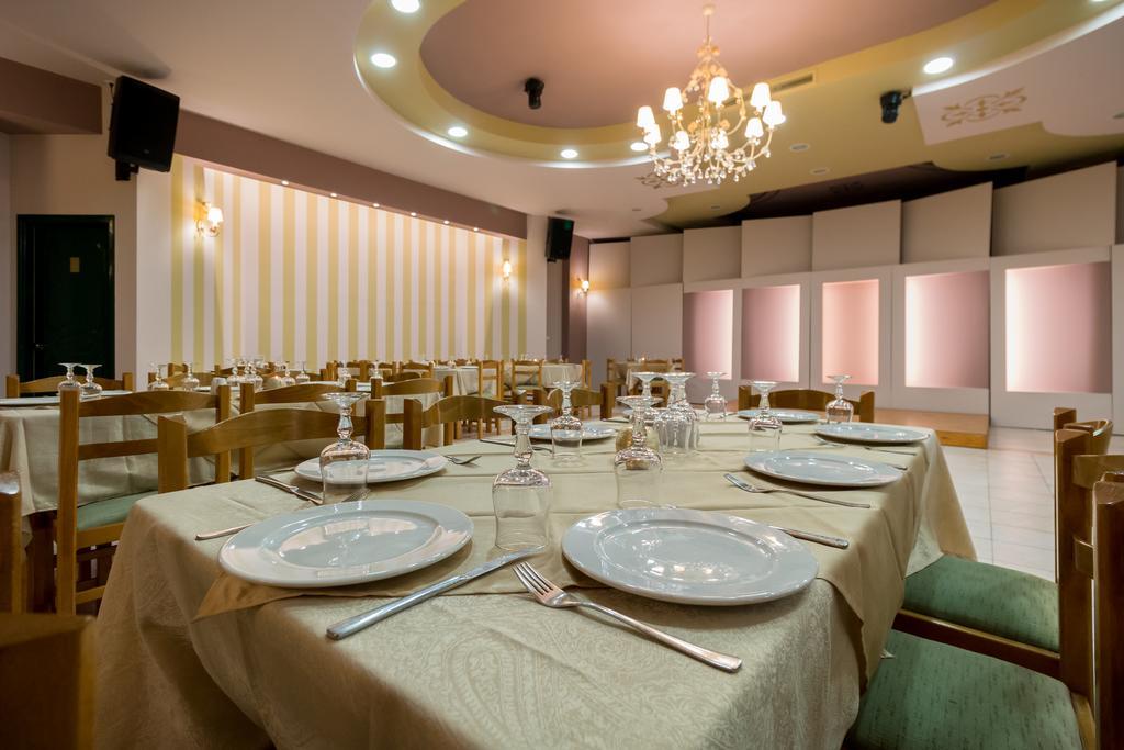 Faros Luxury Suites Marathopoli Exterior foto